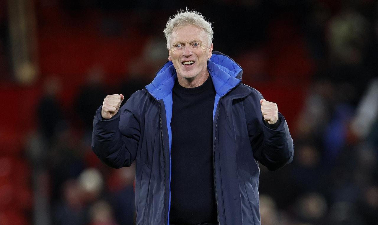 千古奇冤莫耶斯：曼联，我敢让你一个车！高攀我？你不配！
11月25日凌晨英超第1