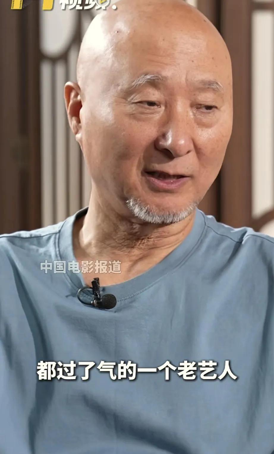 没想到陈佩斯三十年不敢拍电影，原来竟是怕这个。
陈佩斯的话剧《戏台》拍成电影，他