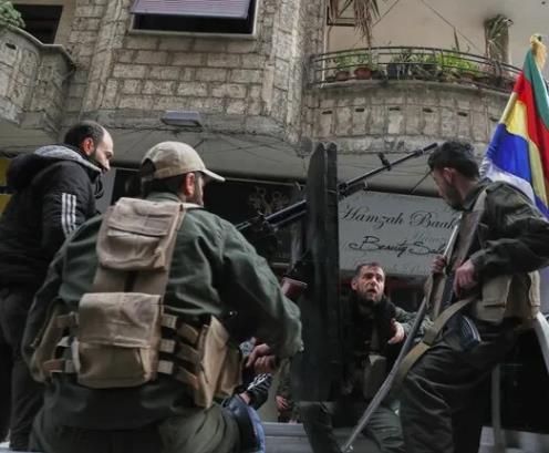 朱拉尼政权岌岌可危了，德鲁兹人准备索取权利！

阿拉伯新闻报道称，由于朱拉尼政权