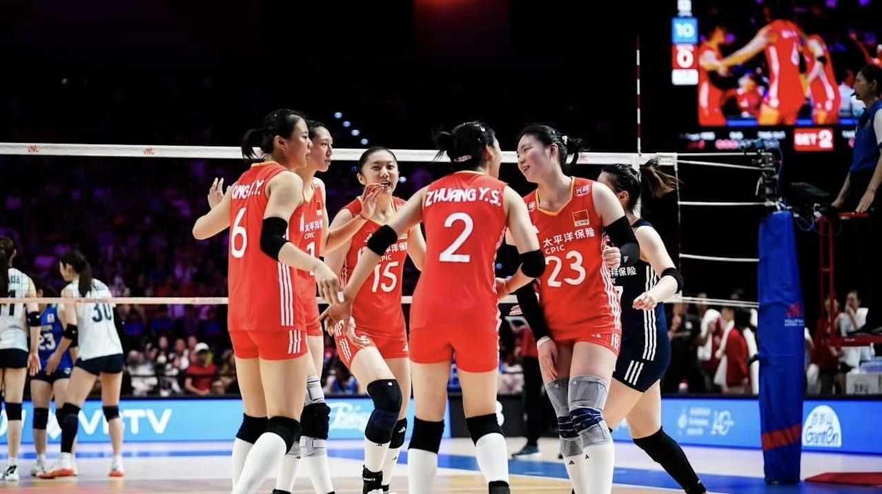 国家女排联赛中国3-1日本技术统计 
6月21日香港站，中国3-1(25-15/