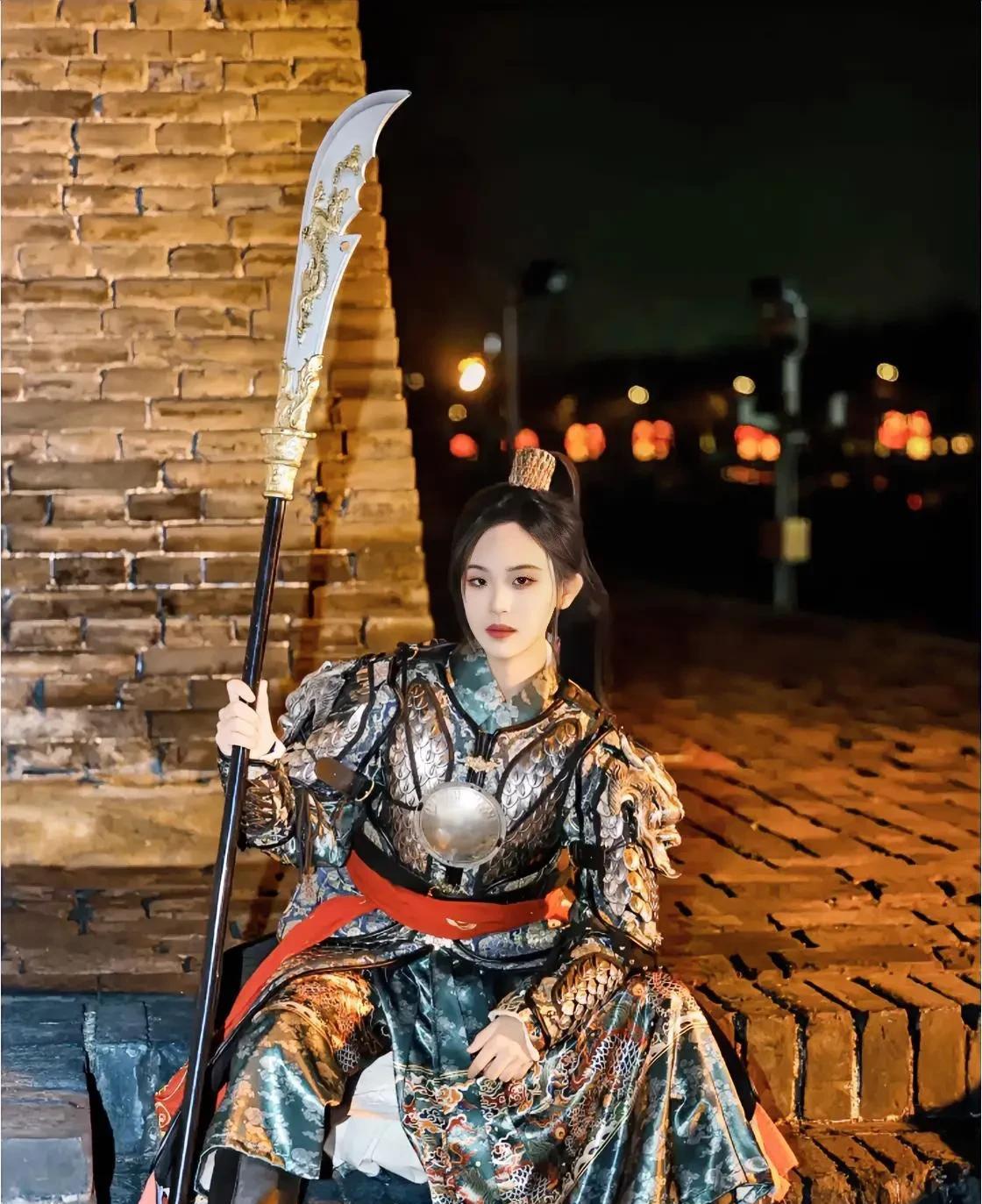 萧艳红被杨文广之妻吴金定杀败回营，再找杨怀玉不见了，一问才知，杨怀玉被自己的妹妹
