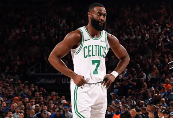 系列赛表现糟糕，杰伦布朗是否有可能在夏天被交易?

5月13日NBA季后赛凯尔特