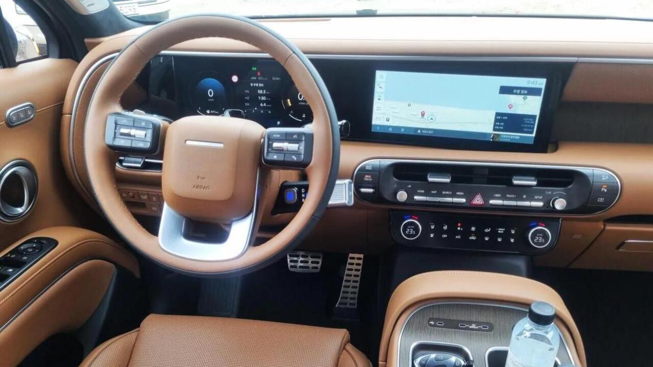 “年入20万能不能养帕里斯帝？”“月薪5千配不配看这车？”