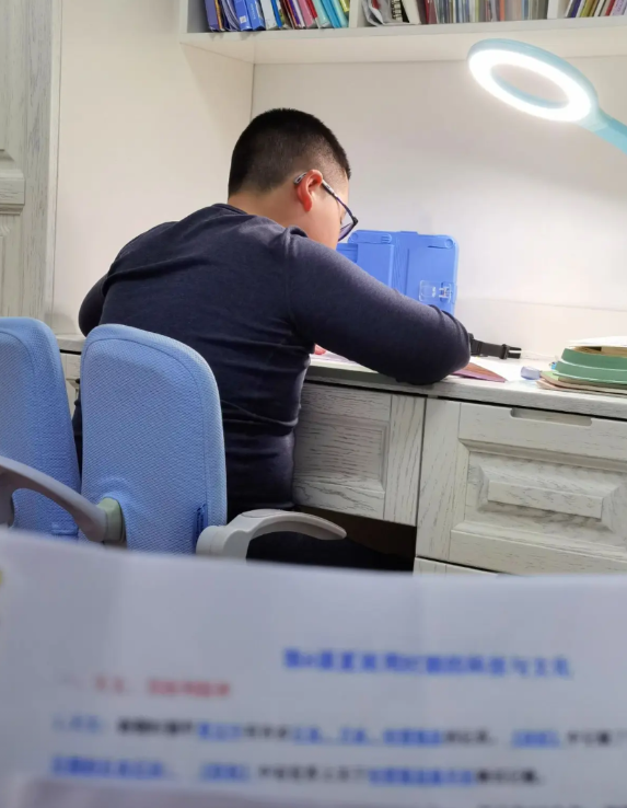 看了烟台的最新中考改革方案，以后真的就是理科生的天下了！
自2027年中考（也就