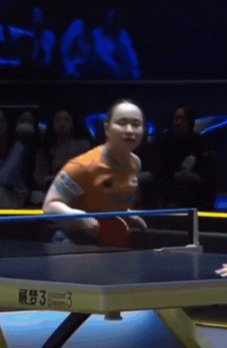 孙颖莎好暖，尹藤美诚感动！
瑞典大满贯，尹藤美城VS孙颖莎，开局就流鼻血！

孙