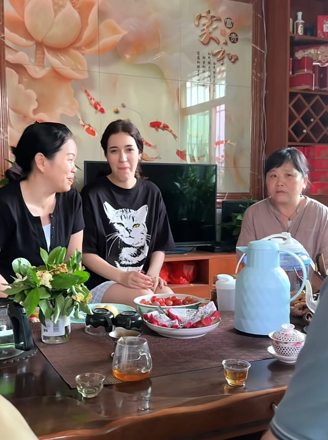 看着家里人挺高兴，应该是同意这门亲事了吧！