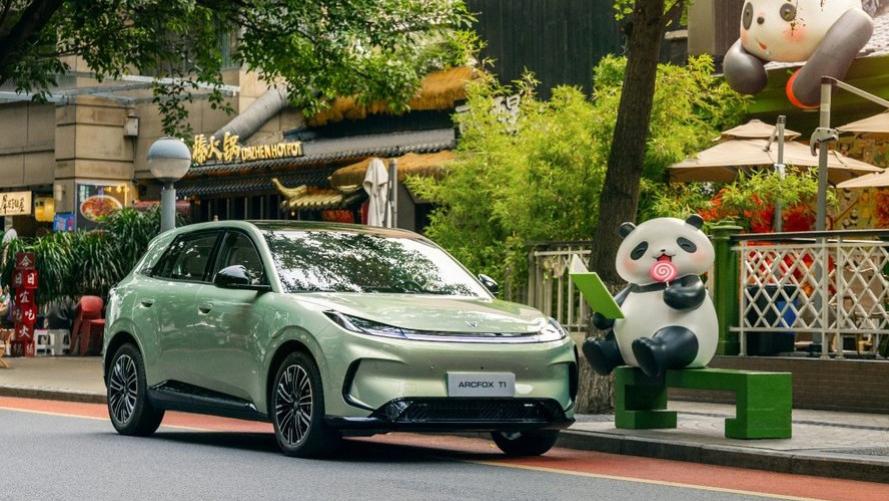 都是爆款车型，极狐T1、名爵MG4、吉利星愿到底应该怎么选？