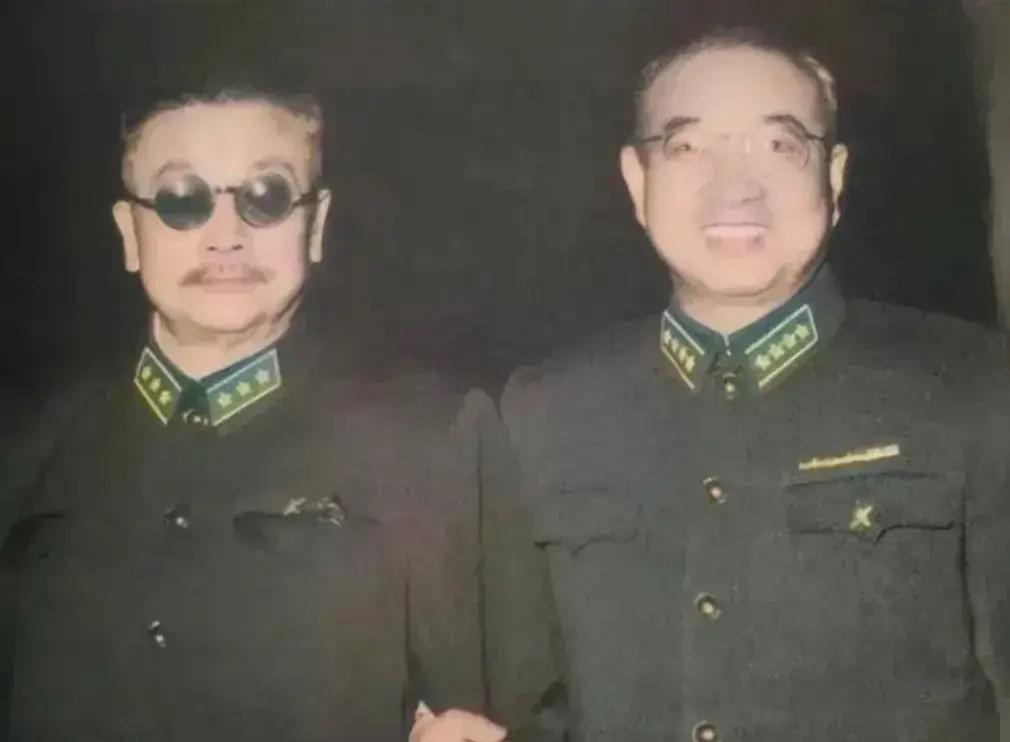 李克农，世界情报史上两名上榜人之一。
去世时，消息传到美国，
情报界放假三天，可