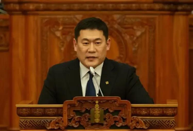 蒙古国总理奥云额尔登可能危险了，据报道，蒙古国首都持续出现抗议活动要求总理辞职。