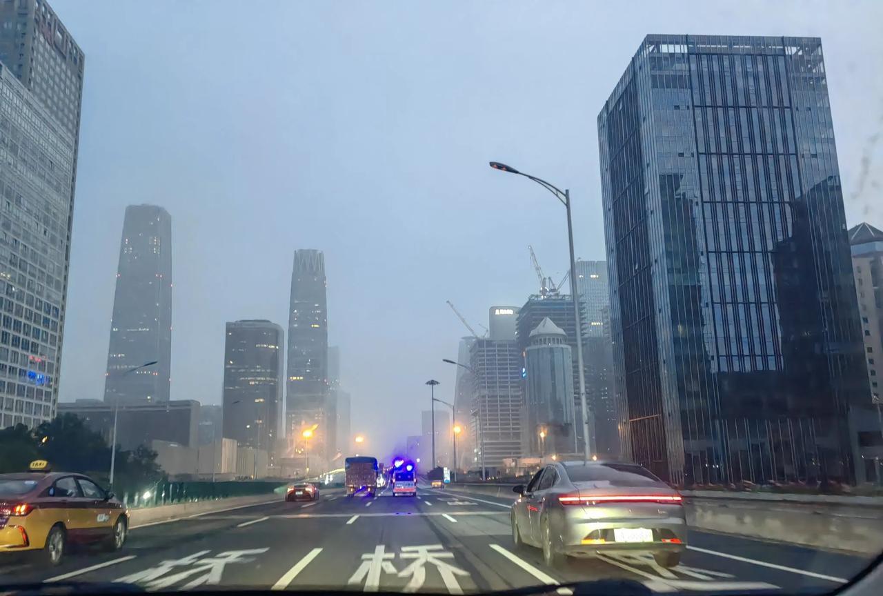 凌晨四点半的北京