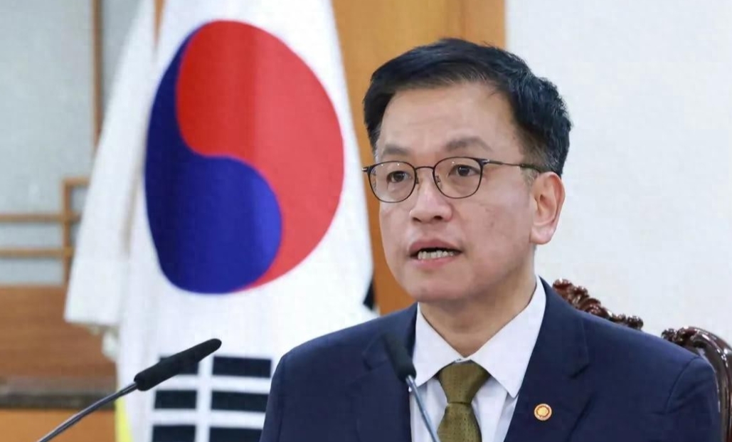韩国副总理崔相穆表示：未任命宪法法官，是为了启动国务会议！