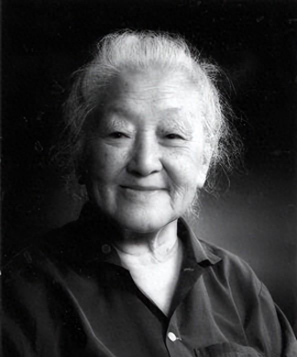 钱三强下放到陕西后，撞见一名女子在扫厕所，感慨：你怎么在这？
1969年10月的
