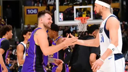 NBA焦点对决、惊艳表现与对攻大战