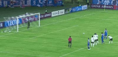 罚丢关键点球，申花路易斯失点原因曝光
亚冠精英联赛第五轮，上海申花主场0:2神户