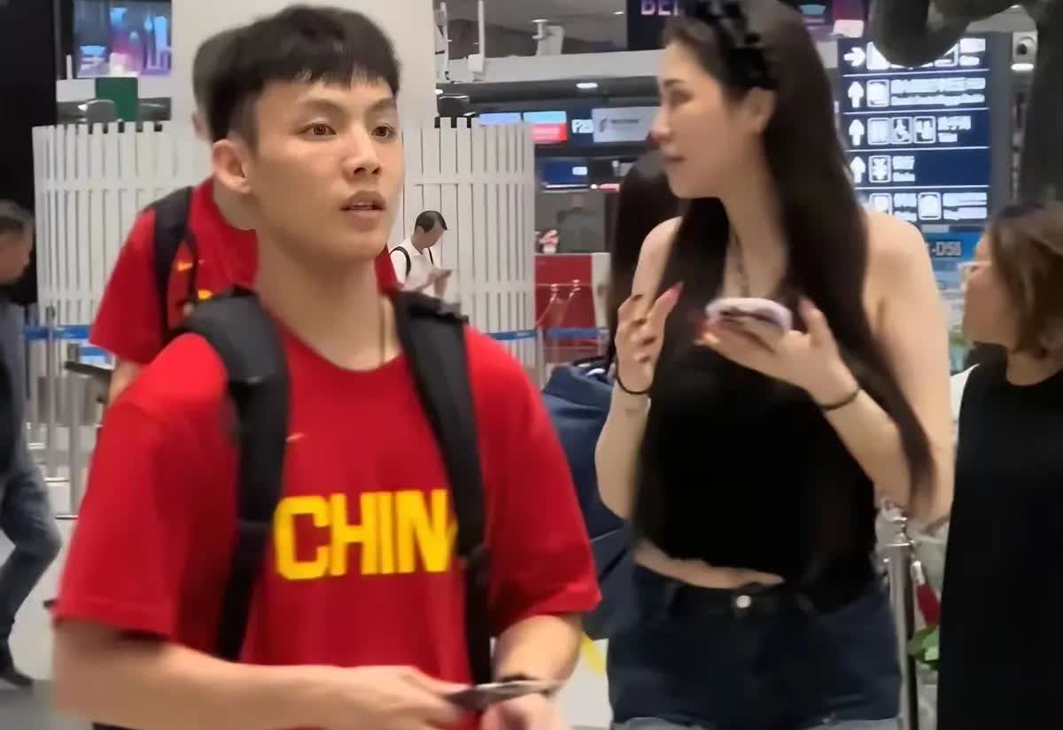 热身赛最后一场虽然中国男篮以20分优势战胜了波黑男篮，但是热身赛既然发现问题就及
