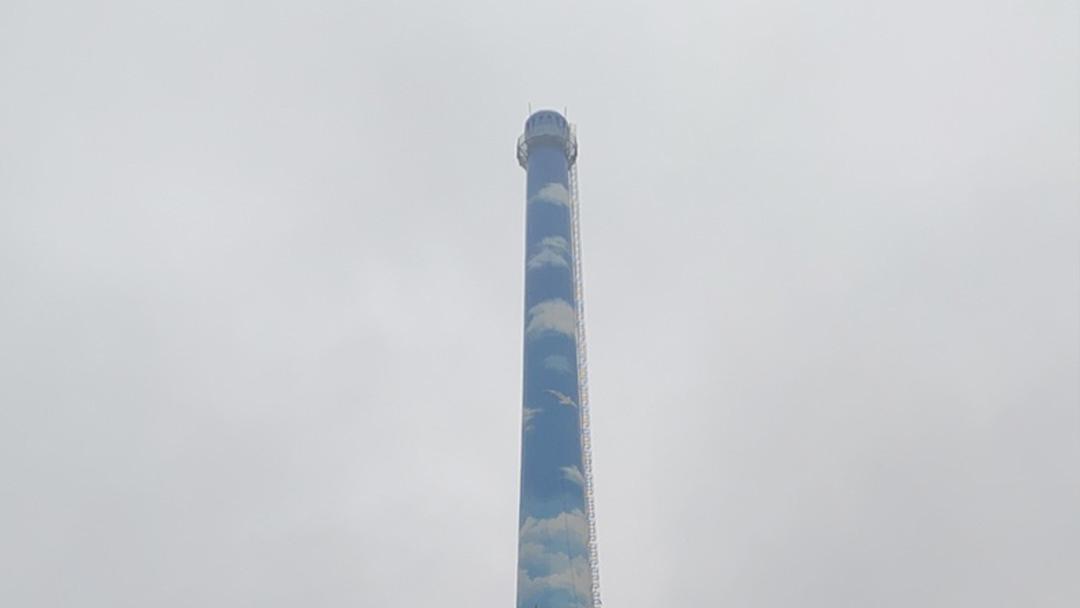 锅炉房烟囱砌筑项目正式竣工 筑牢能源保障设施