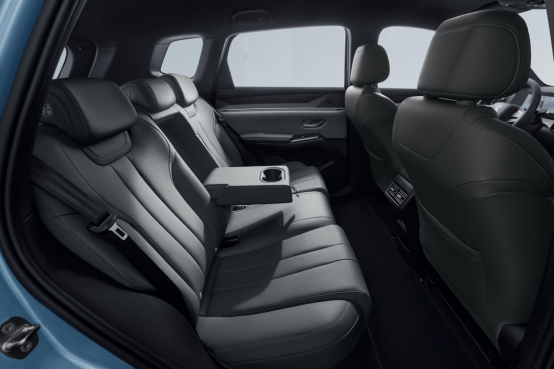 宋Pro DM-i的长续航版终于要来了！220KM直接实现纯电自由！