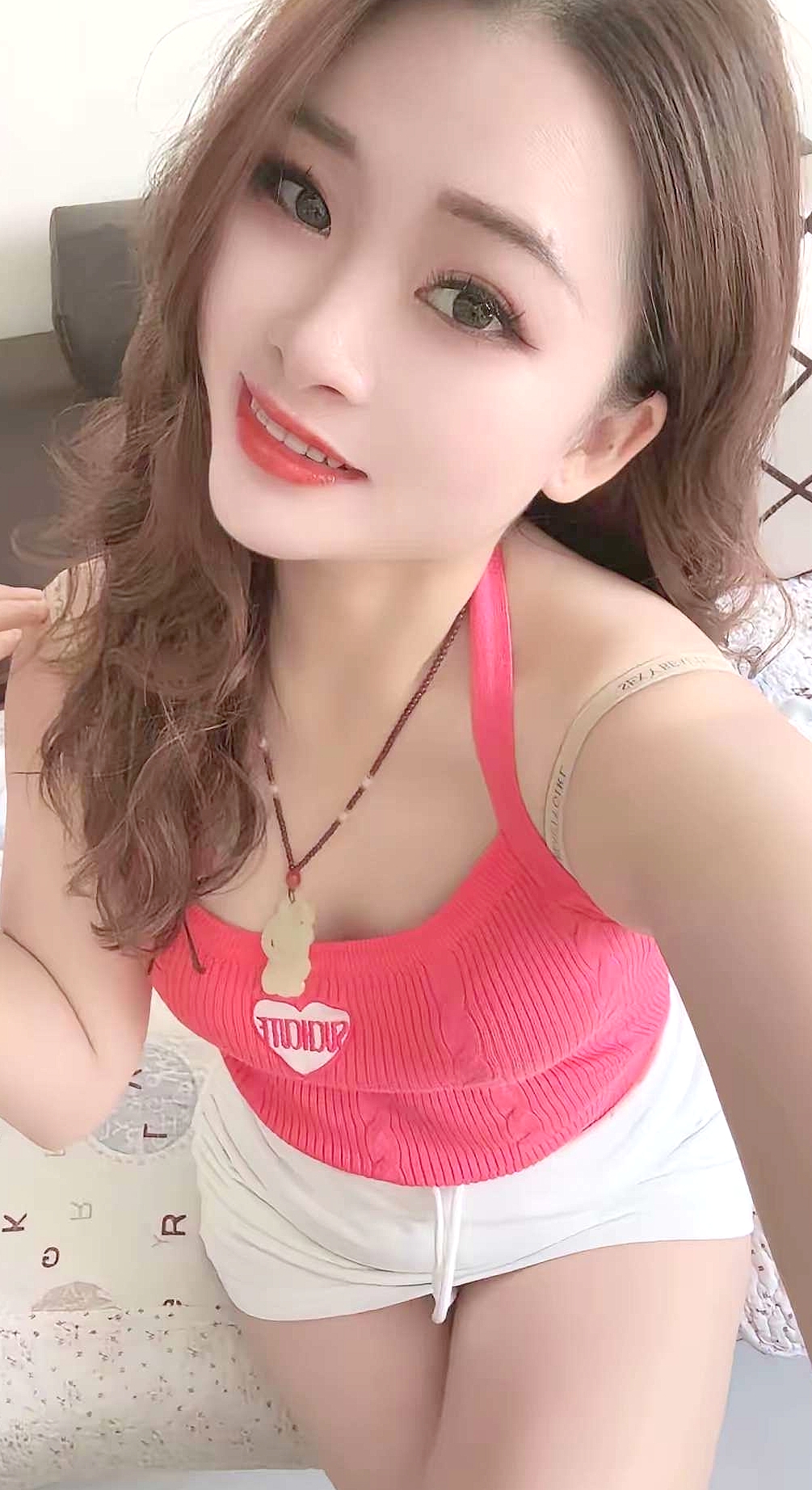 昨晚打了一针，心情好了，干活也有劲了，腰也不疼了，下楼腿也不酸了。