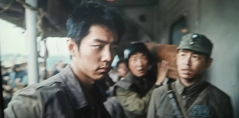 不要信那些黑子，不去看《得闲谨制》，你会后悔的！

肖战被兰晓龙调 教得不像他自