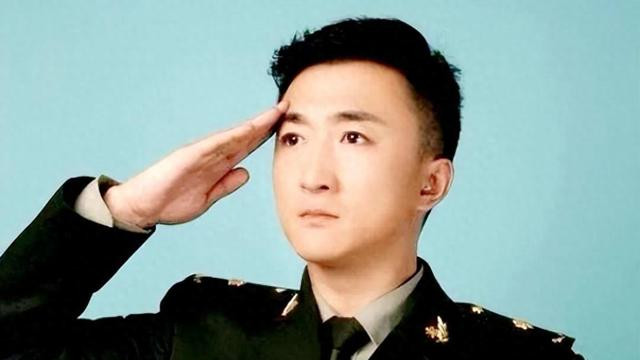 41岁刘伯勋猝然离世：玉米地蹲戏3天练演技，7个月女婴丧父，遗物里的降压药看哭人
