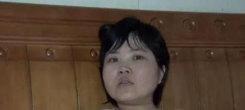 2015年，34岁云南女子瘫痪在床，且无父无母，男友每天给她做饭洗澡，对她不离不