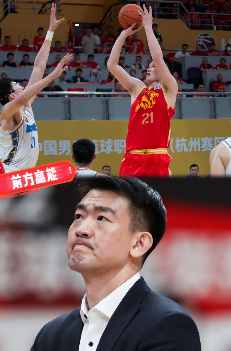 王博估计怎么也高兴不起来了

王博怎么也没有想到，总决赛第三场吹罚的裁判组全部更