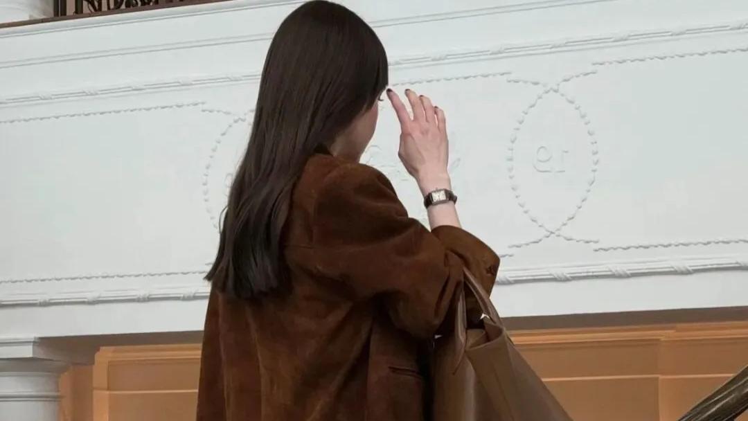 155以下矮个子快看：今年秋冬“琥珀系穿搭”悄悄爆火！轻松显高，小众高级感！