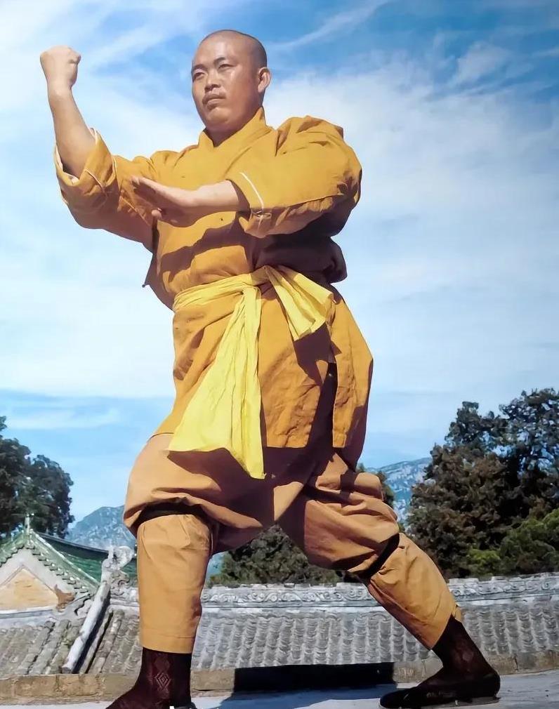 关于释永信是否真的被带走调查？感觉这个事情八九不离十，少林寺方面回应是“等官方通