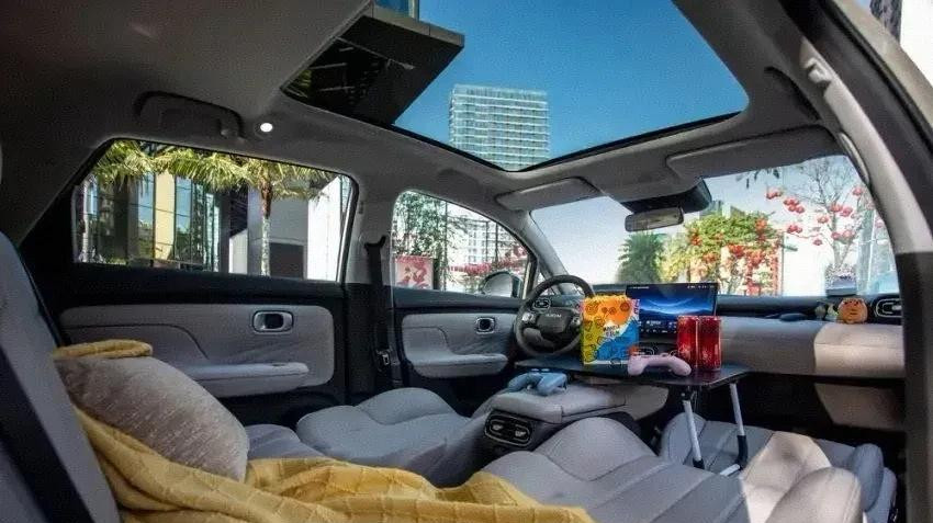 月薪5000也能买的高品质电车 ，用埃安UT两周真实使用报告