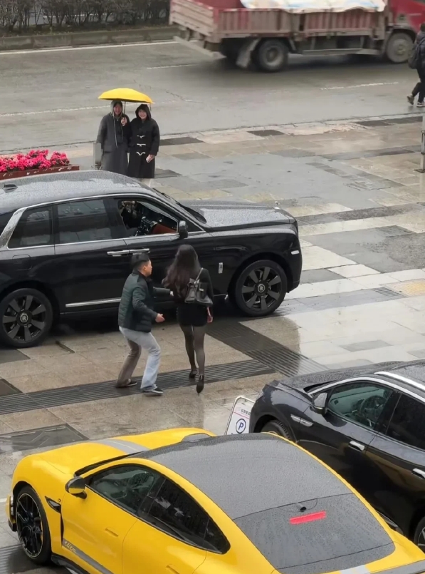 哥还是算了吧，追不回来了