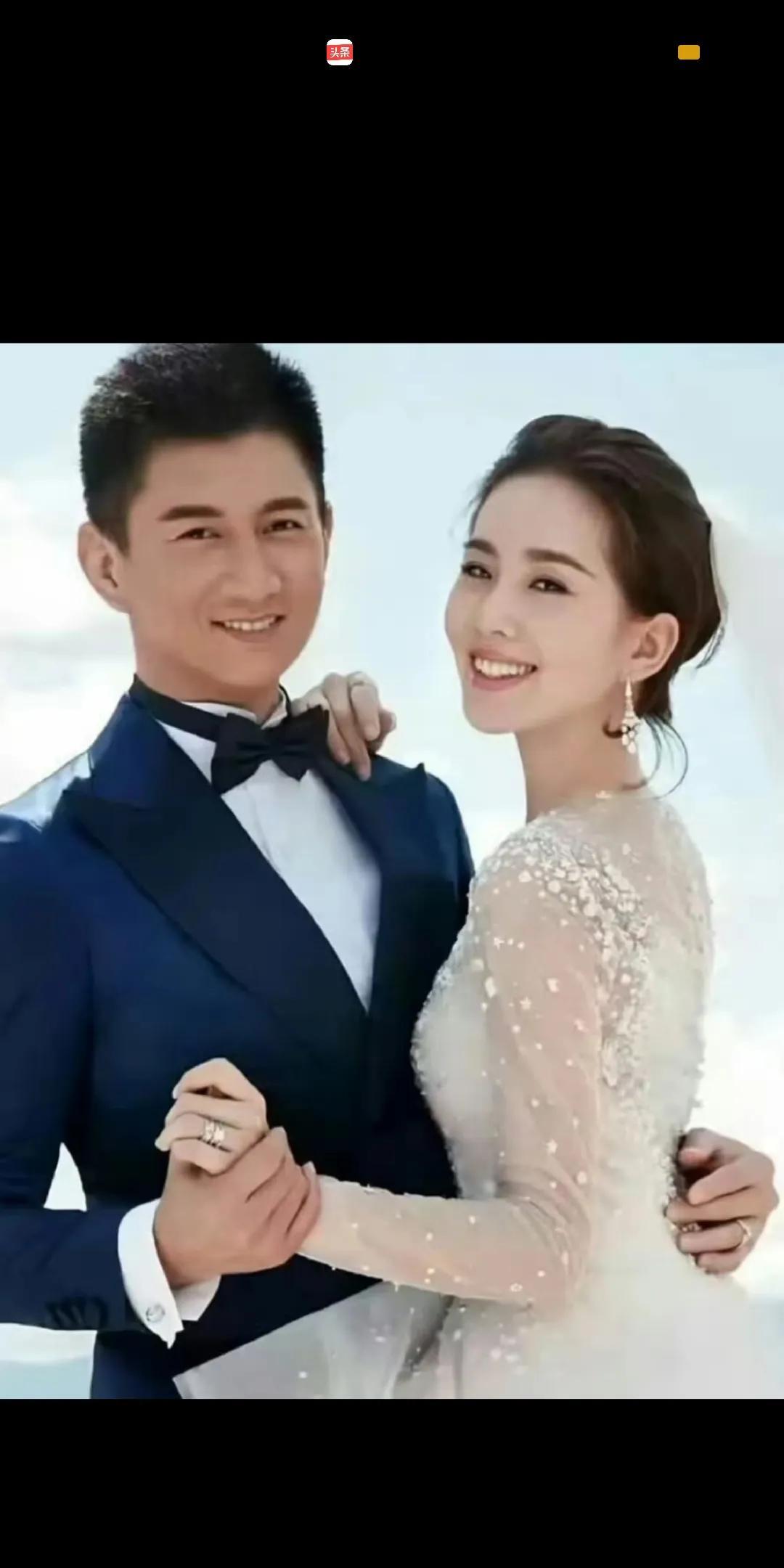 吴奇隆刘诗诗一家三口同框打破婚变传闻，吴奇隆大刘诗诗17岁，很多人都以为岁数相差