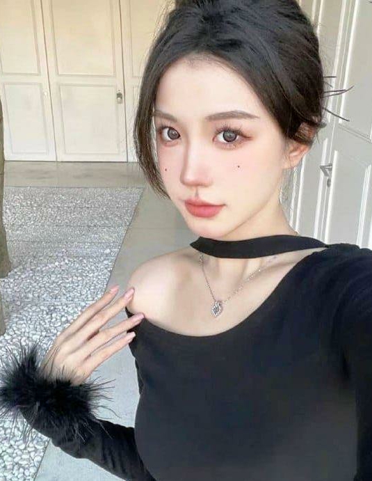 对象去封闭，项目成功她激动拥抱。