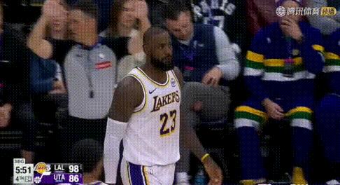 全黑子？领先12分上詹姆斯，弹幕狂喷摘桃子！
末节在东契奇、里夫斯带领下湖人领先