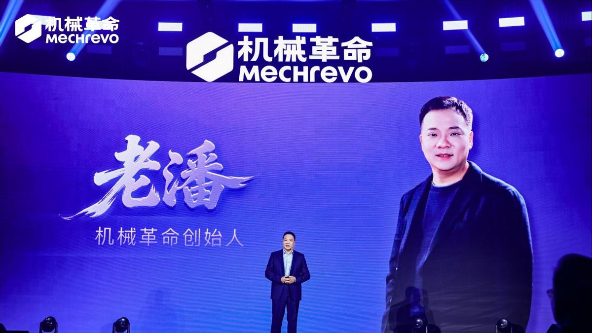 机械革命潘春节：用“双轨并驱”和“用户思维”实现品牌逆袭