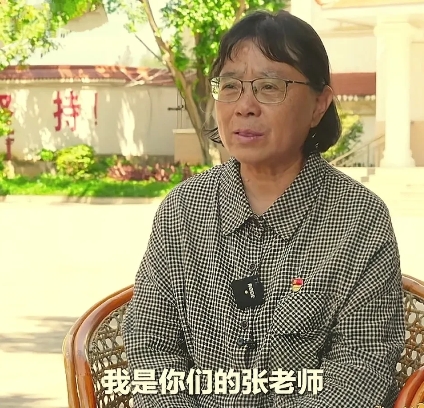 “看哭了！”高考结束，华坪女高校长张桂梅对着镜头，给高三毕业女生念了一封感人至深