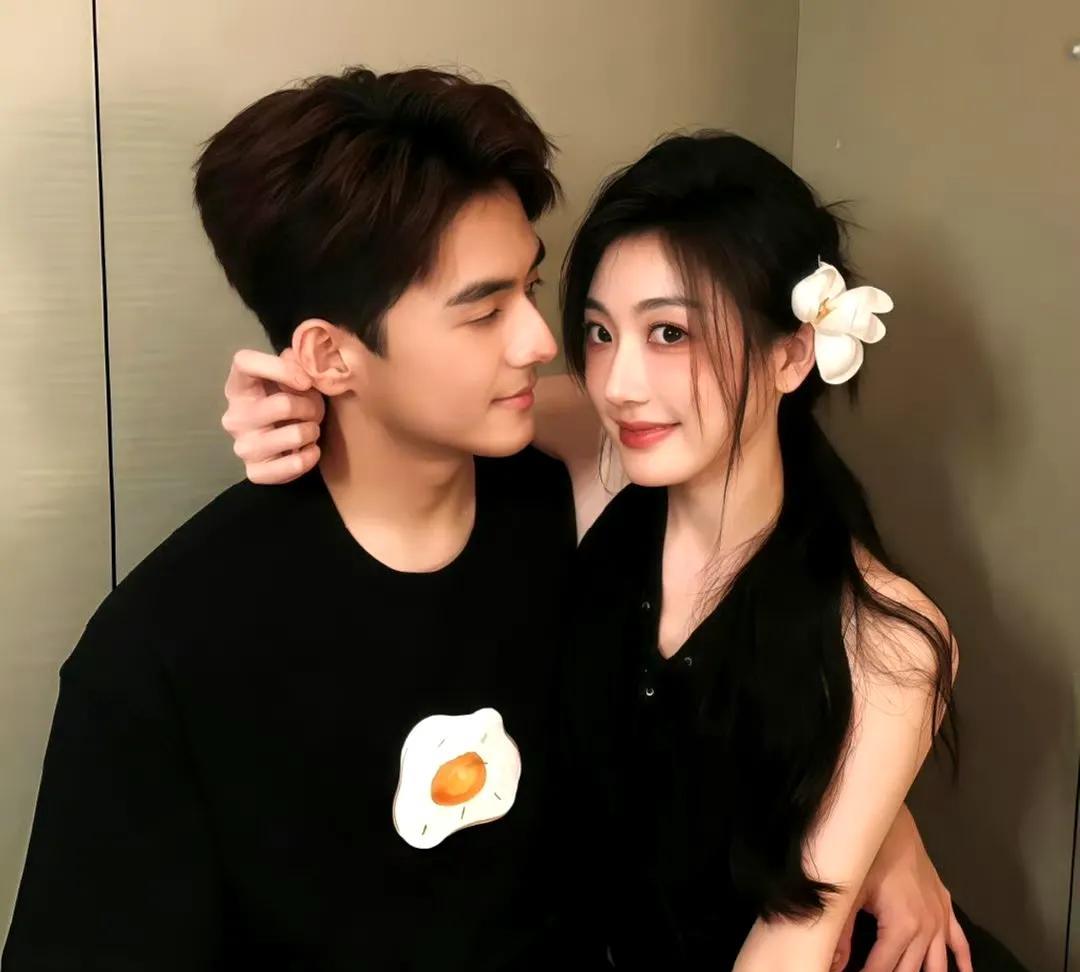 #心动8回归# 等来了！#心动的信号8开录# [笑]
观察室阵容揭晓：杜海涛、马