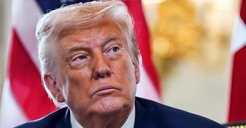 摊牌了！在与英国首相斯塔默会面时，美国总统特朗普表示，即便很热爱俄罗斯和人民，俄