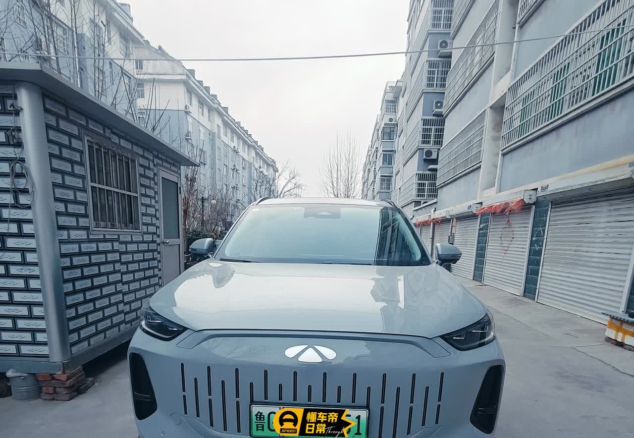 风云T9马上面临改款，据说前脸进气格栅会有改动，增配毫米波雷达数量，轮毂样式多样