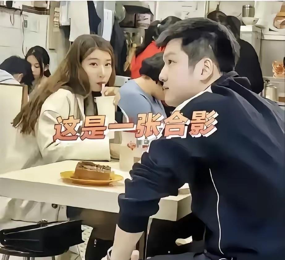 广东都这么松弛？
樊振东怎么一点球星架子也没有？
上次看到他穿拖鞋训练，
还若无