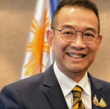 泰国外交部部长玛里如此说中国！

玛里说，中国是世界上最受尊重的国家！中国是泰国
