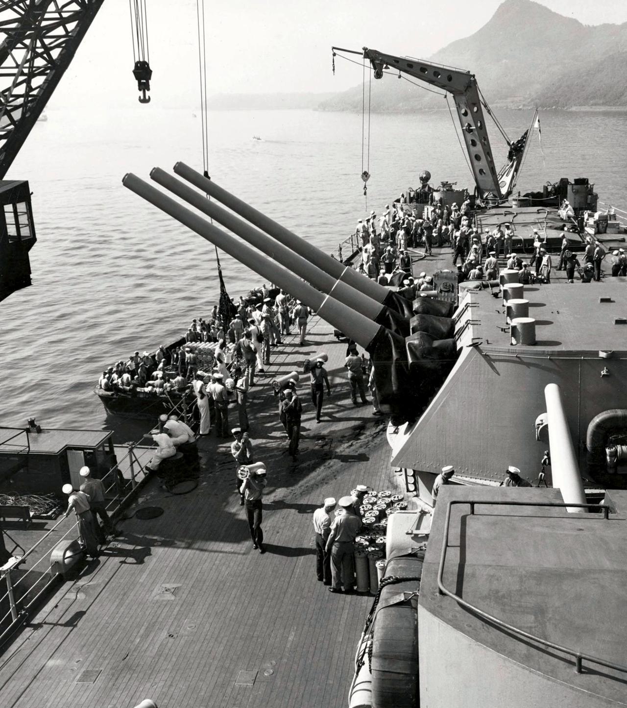 1950年7-10月美军CA 133 USS Toledo托莱多号巡洋舰舰员在日