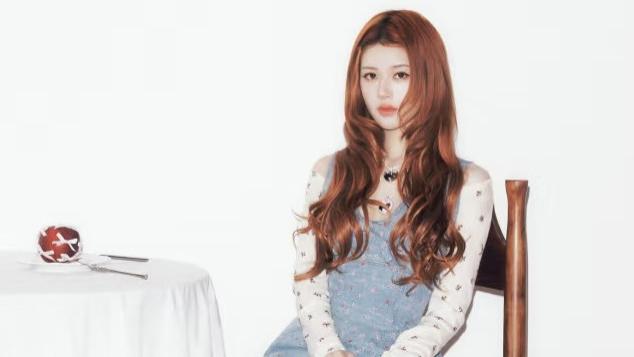 女明星们的少女感穿搭，青春与俏皮，在冬季绽放美丽