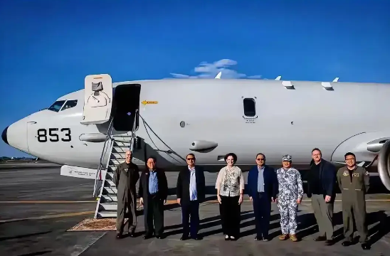 菲律宾获美国特殊优待，在南海又蠢蠢欲动，媒体报道，在美国对绝大多数对外援助项目下