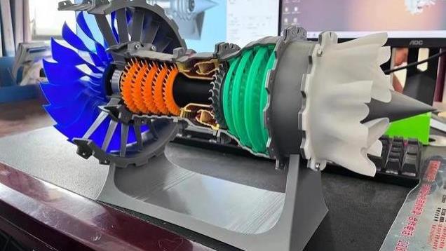 中美差距多大？中国火箭燃料需要手动雕刻，为何美国不需要？