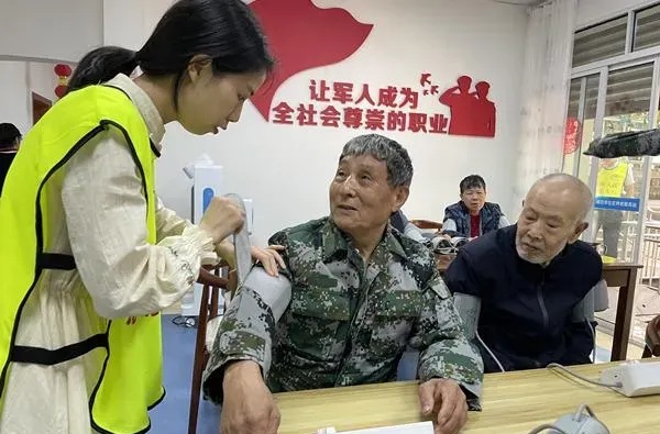 江苏对退役军人到底有多上心？



看完我酸了！



真不是吹，咱当过兵的，在