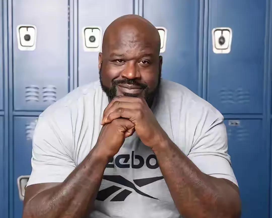 近期，NBA球员历史排名成为网上热议的一个话题，看到很多人把奥尼尔排在第十名甚至