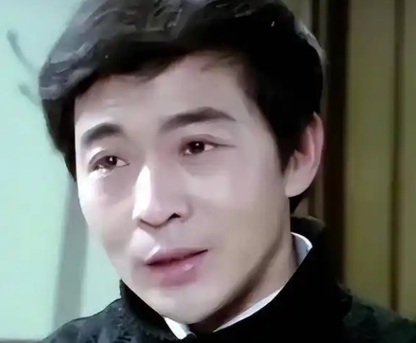 “我要让她身败名裂！” 1979年，原配一怒之下，将潘虹写给导演的情书贴满了整个