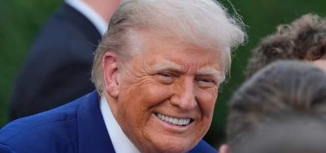 “总统商人”特朗普财报：多款周边赚千万
2025年6月13日，美国总统唐纳德·特