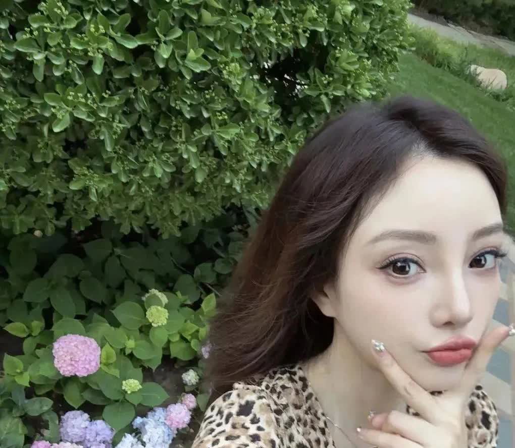 李小璐