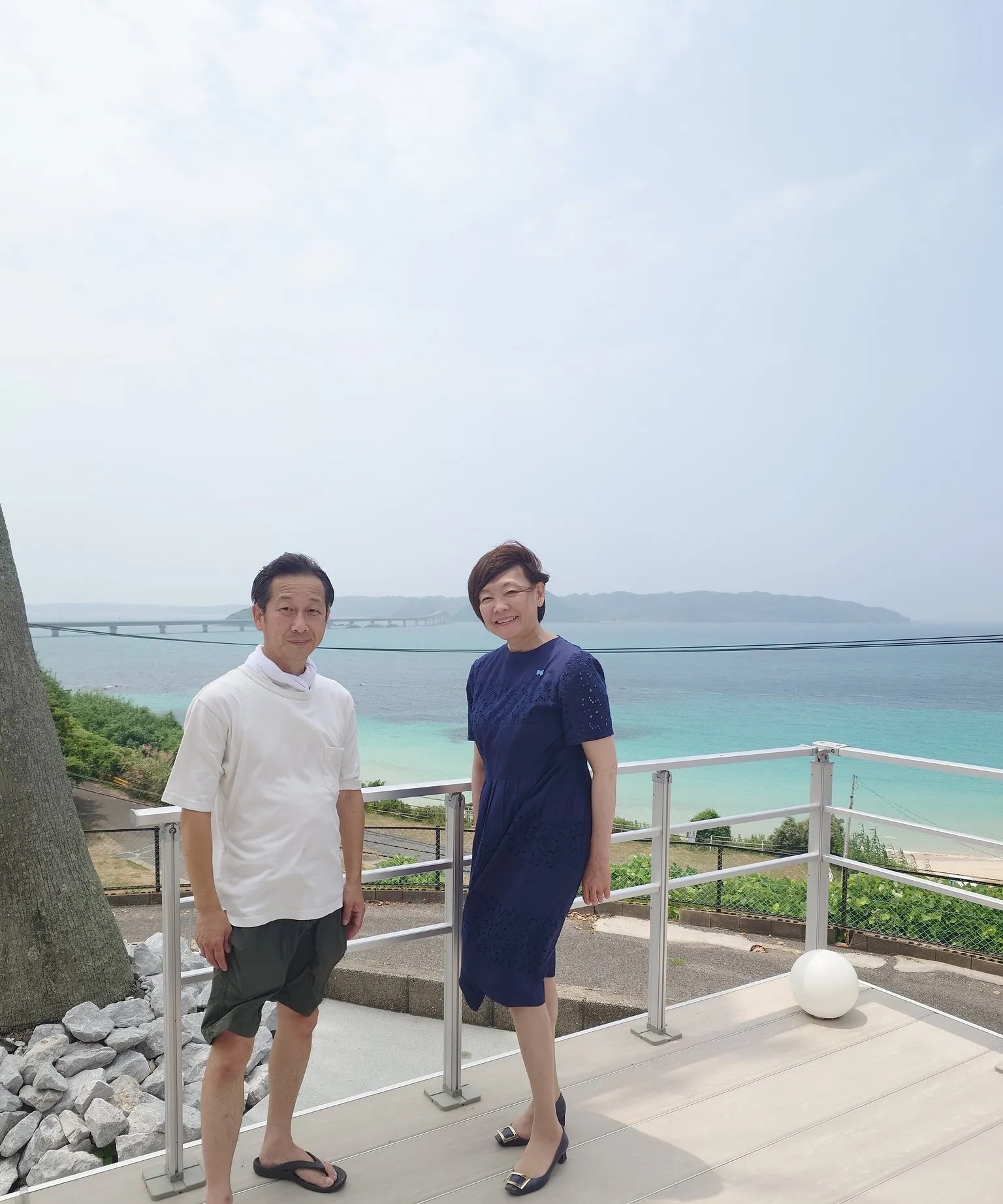 安倍晋三去世3年了，夫人安倍昭惠的快乐，你们不懂。



现在她自由了，能和朋友